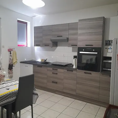 Maison 14 Personnes,pal 4 Kms * Thiel-sur-Acolin