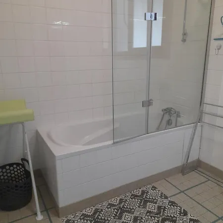 Maison 14 Personnes,pal 4 Kms